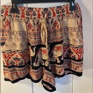 Band of Gypsy Flowy Tribal Shorts Size L